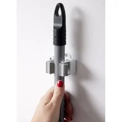 Gifi Nettoyage Et Entretien|Accroche balai à visser x2