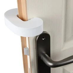 Gifi Quincaillerie^Amortisseur de porte Les Maternelles