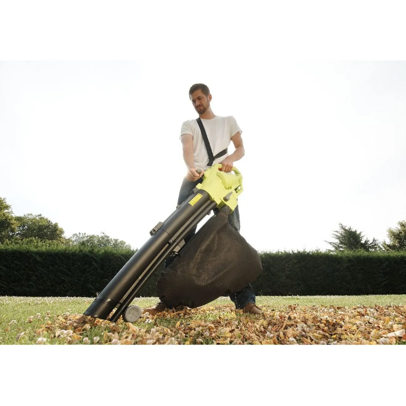 Gifi Outils Électriques^Aspirateur souffleur broyeur de feuilles 2400W