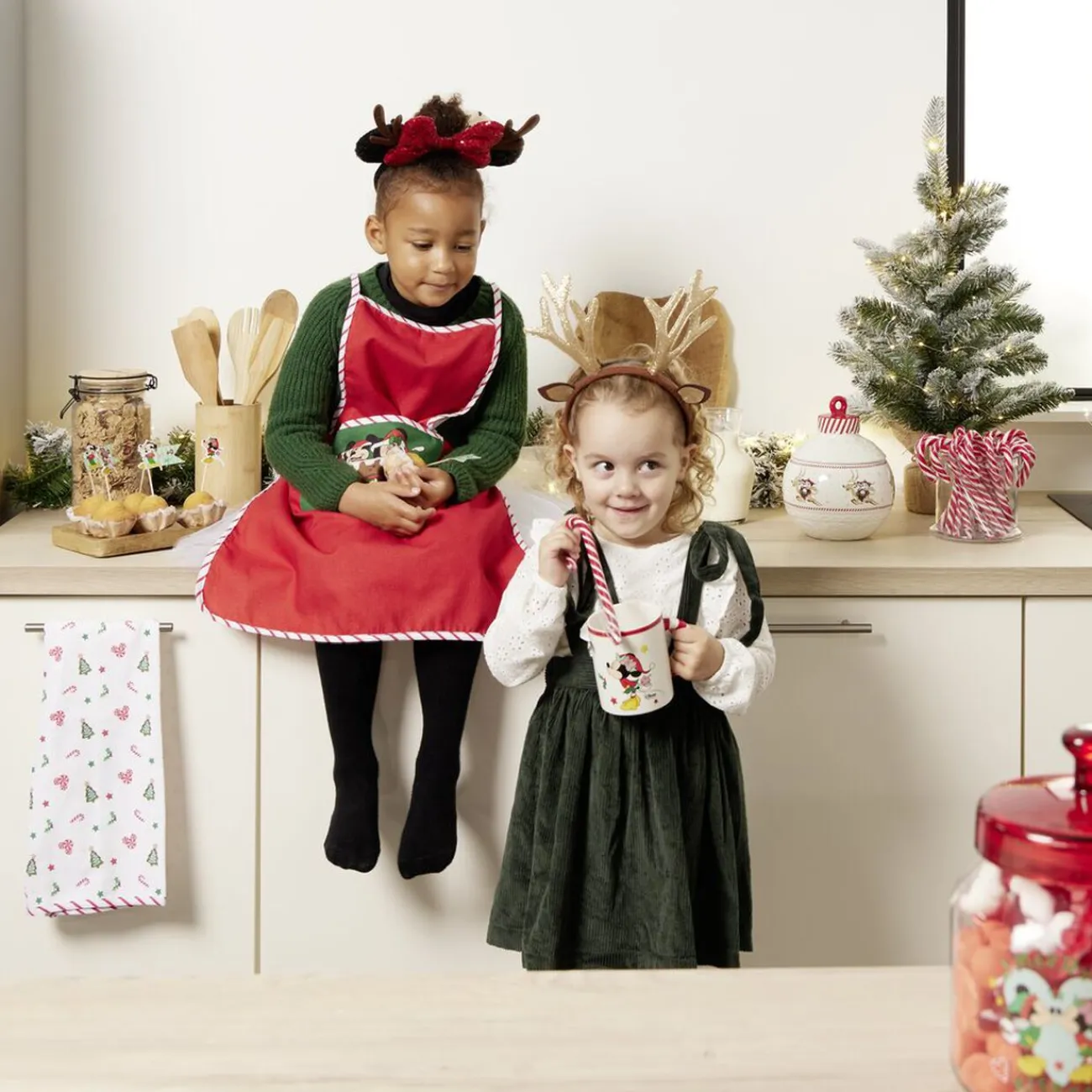 Gifi Bonbonnière Disney 1,1L - 15,5xH19x15,5cm