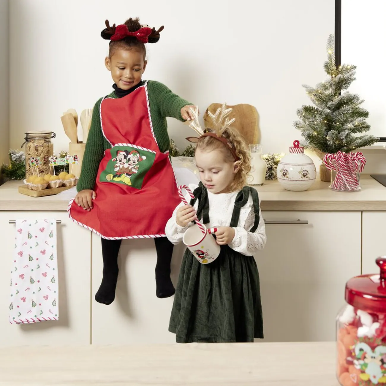 Gifi Bonbonnière Disney 1,1L - 15,5xH19x15,5cm