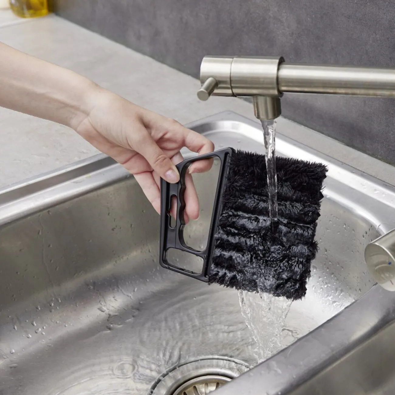 Gifi Nettoyage Et Entretien|Brosse de nettoyage multifonction