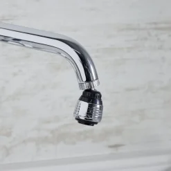 Gifi Quincaillerie^Embout de robinet brise-jet