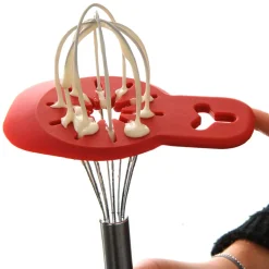 Gifi Fouet avec nettoie fouet