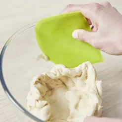 Gifi Maryse corne à pâtisserie souple 12x9cm