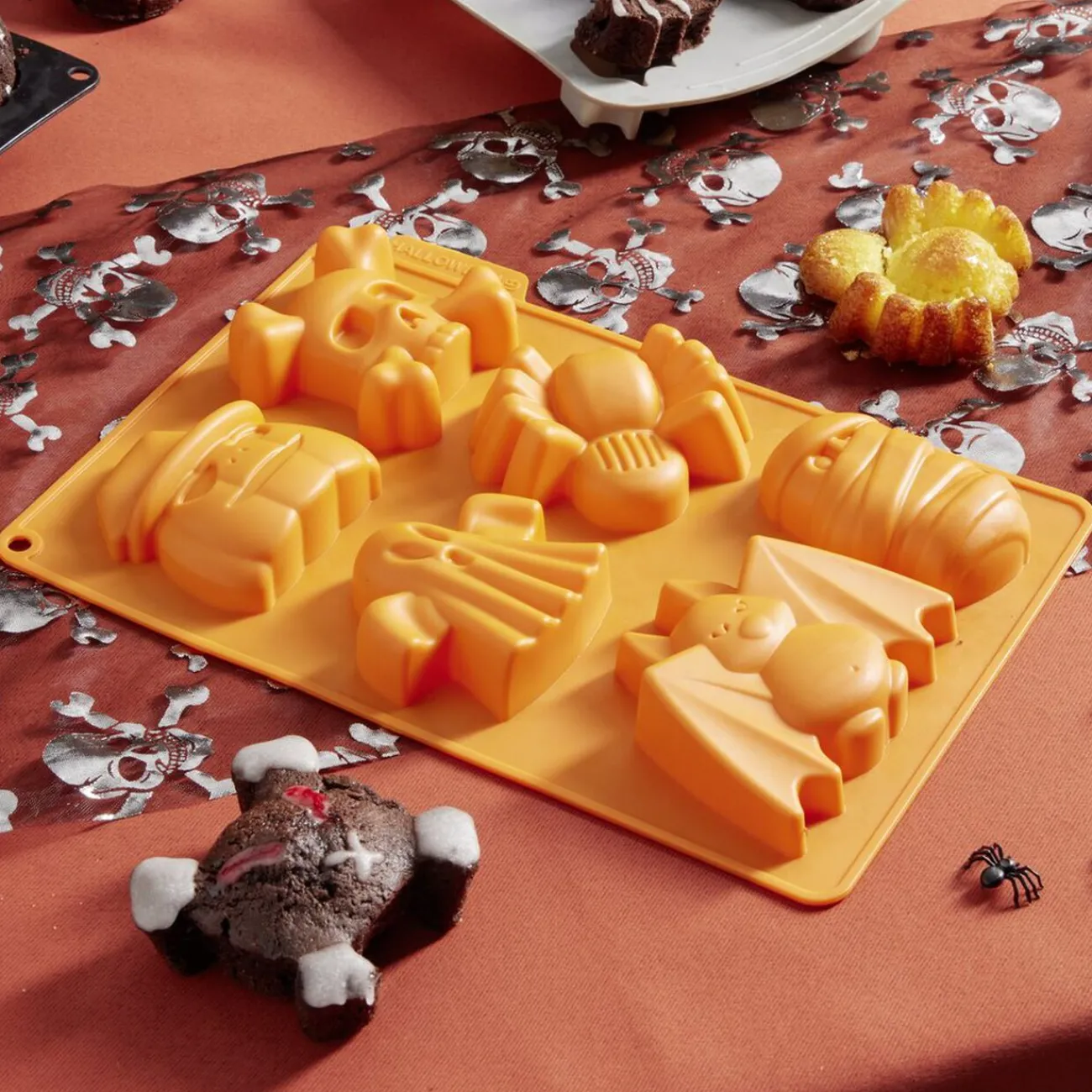 Gifi Moule 6 gateaux forme Halloween orange