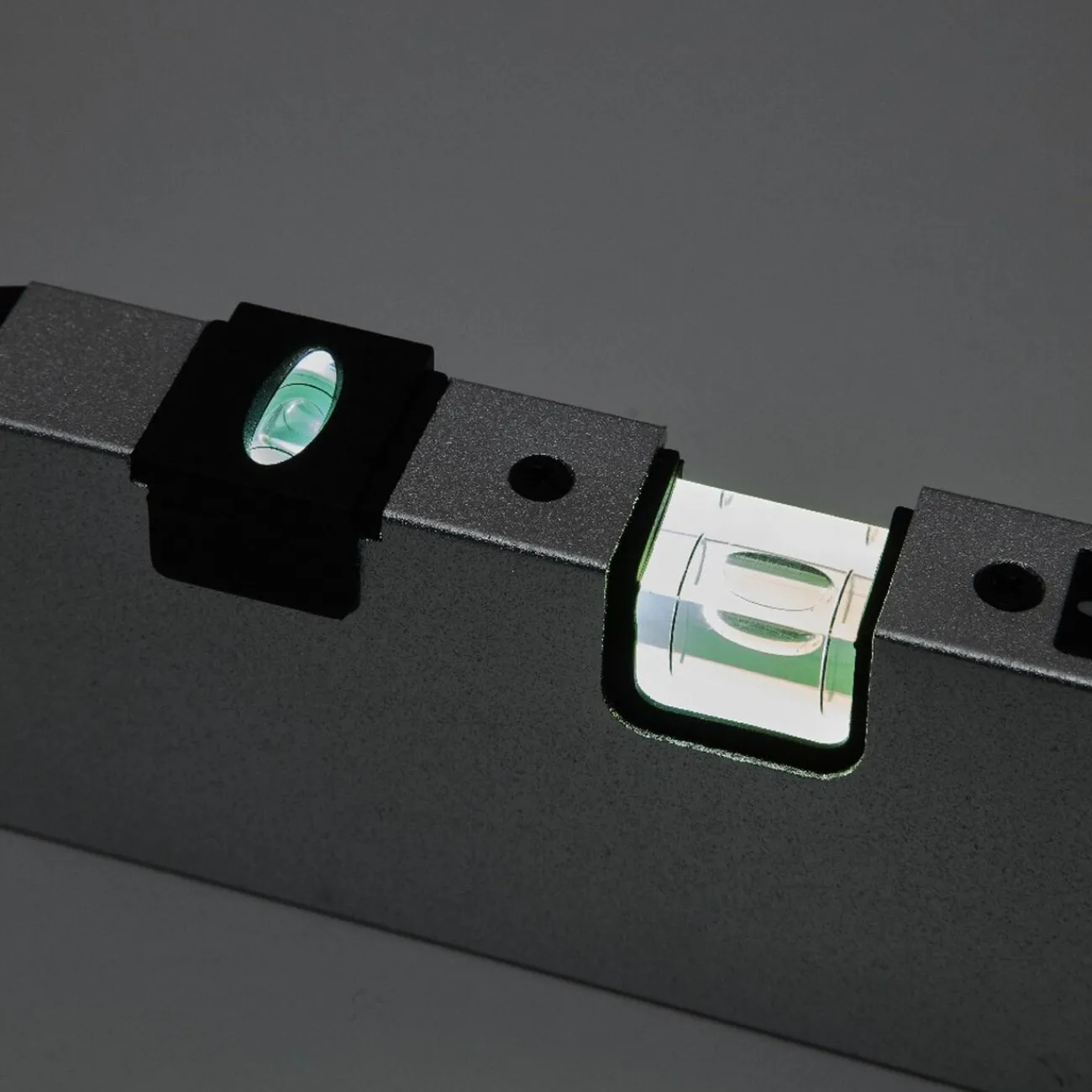 Gifi Outils Bricolage^Niveau laser batterie intégrée portée 2m