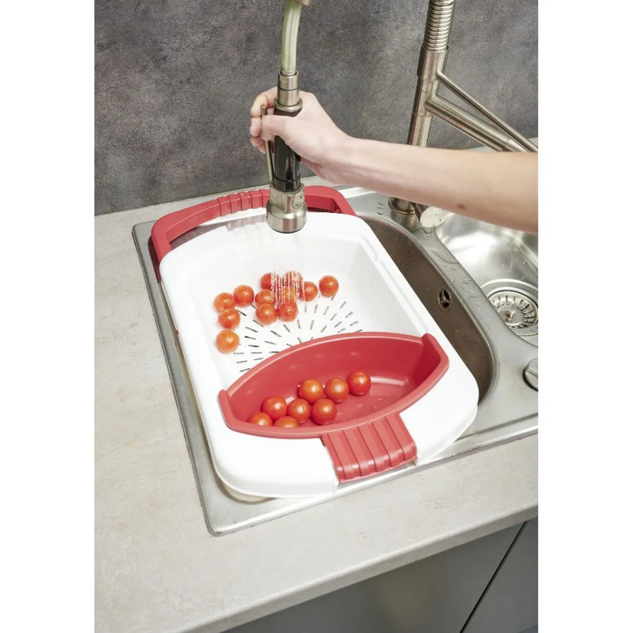 Gifi Passoire 2 en 1 planche à découper amovible rouge et blanche