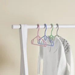 Gifi Rangement|Penderie enfant bois blanc et naturel 78xH126x38cm