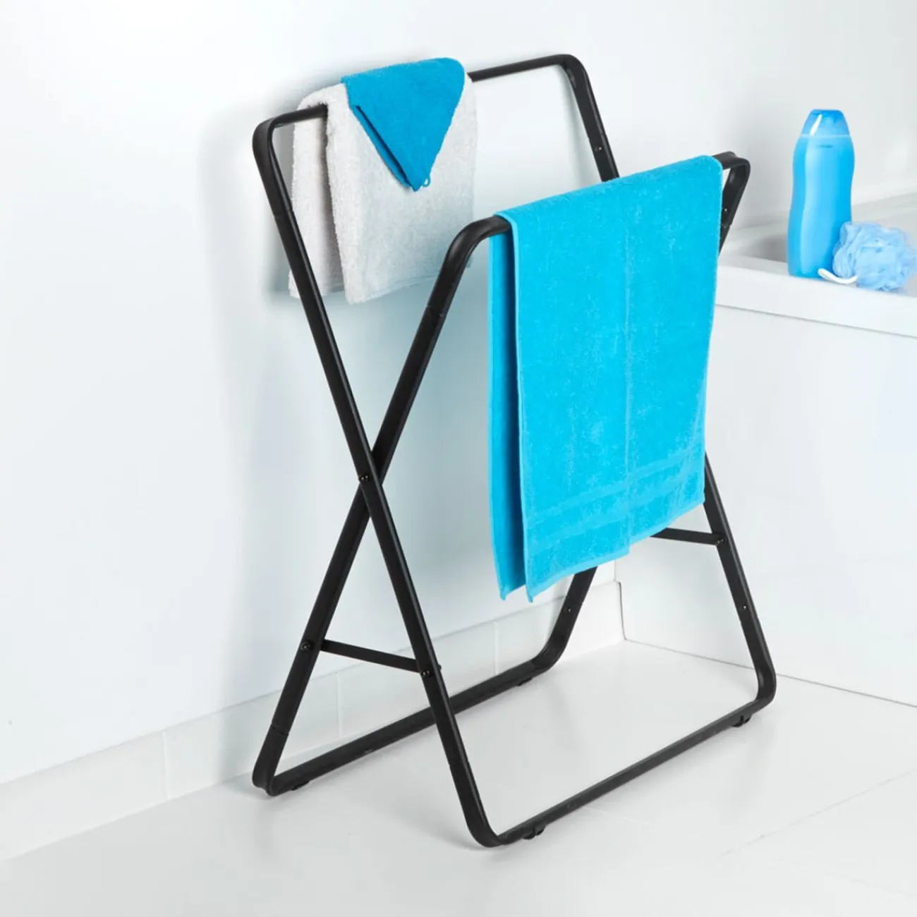 Gifi Aménagement Salle De Bain^Porte-serviettes pieds croisés noir